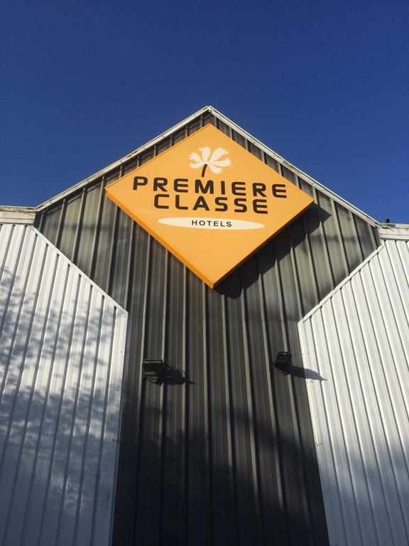 Premiere Classe Évreux Kültér fotó Premier Classe Hotel